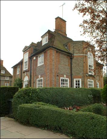 014 Erskine Hill c